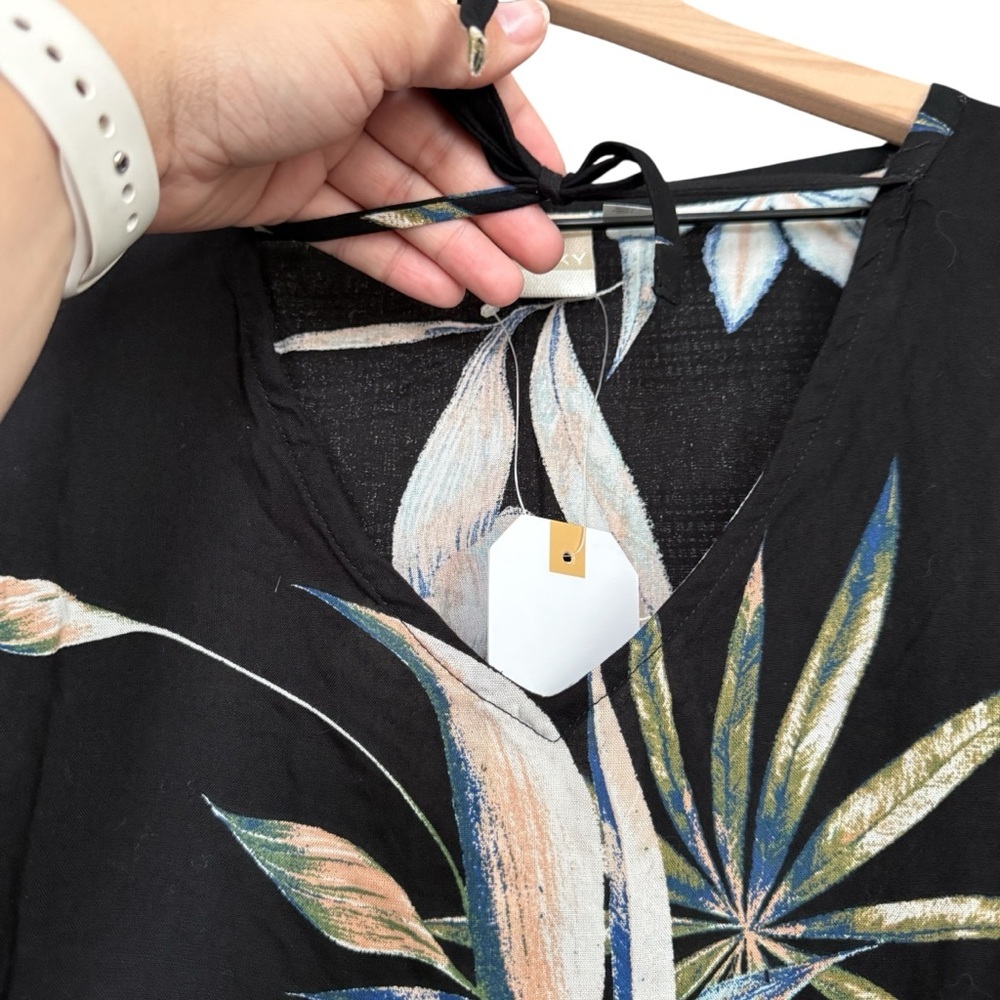 NWT Roxy Floral Top - Picture 10 of 12